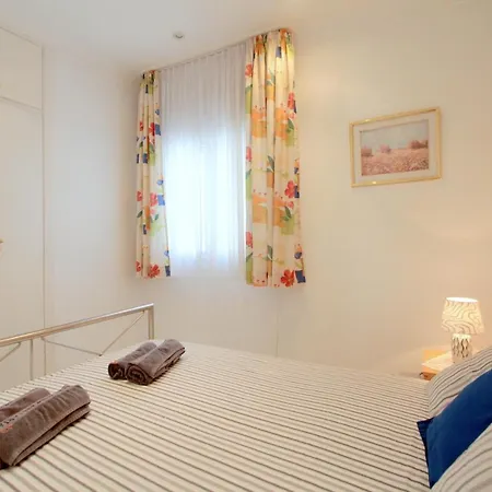 Villa Leon Inmo Franca - 10049 Empuriabrava